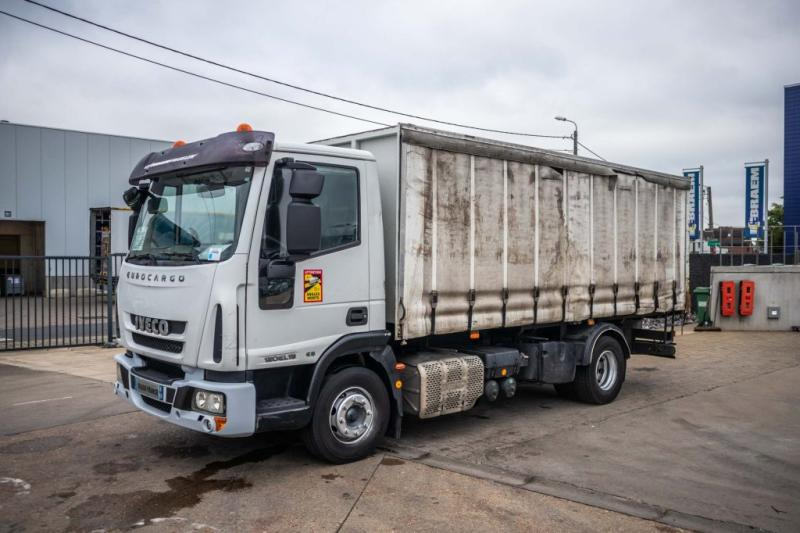 Iveco EUROCARGO 120EL19 - Curtainsider truck: picture 1 Iveco EUROCARGO 120EL19 - Curtainsider truck: picture 1