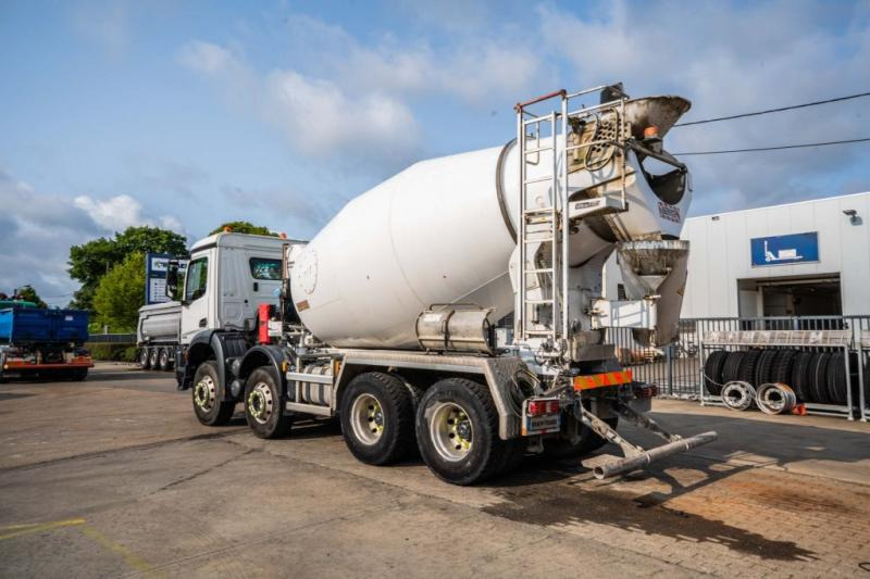Mercedes AROCS 3240 BB+STETTER 9m3 - Concrete mixer truck: picture 5 Mercedes AROCS 3240 BB+STETTER 9m3 - Concrete mixer truck: picture 5