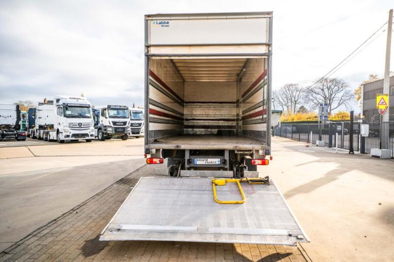 Renault D12 210 DXI // HAYON DHOLLANDIA - Box truck: picture 5 Renault D12 210 DXI // HAYON DHOLLANDIA - Box truck: picture 5