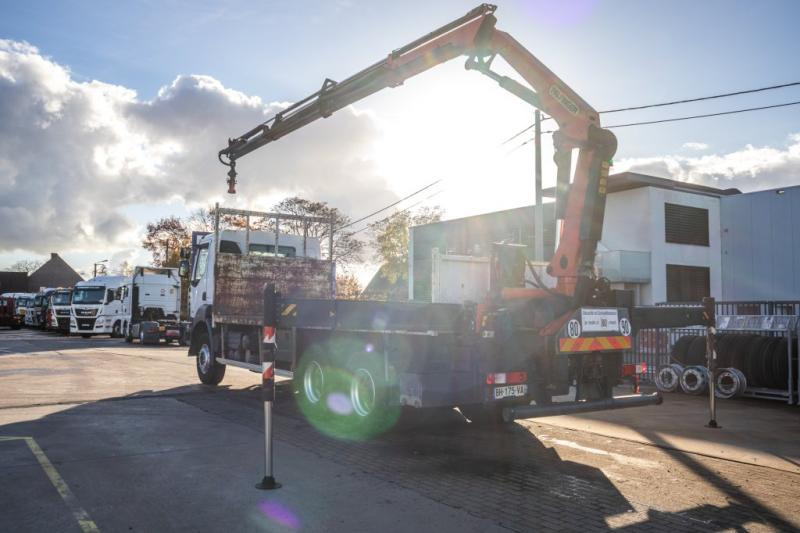 Renault KERAX 380 DXI+E5+PK18TM/3EXT - Dropside/ Flatbed truck, Crane truck: picture 4 Renault KERAX 380 DXI+E5+PK18TM/3EXT - Dropside/ Flatbed truck, Crane truck: picture 4