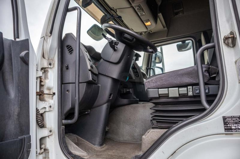 Renault LANDER 460 DXI-6x2+10 pneus/tires+INTARDER - Dropside/ Flatbed truck: picture 5 Renault LANDER 460 DXI-6x2+10 pneus/tires+INTARDER - Dropside/ Flatbed truck: picture 5