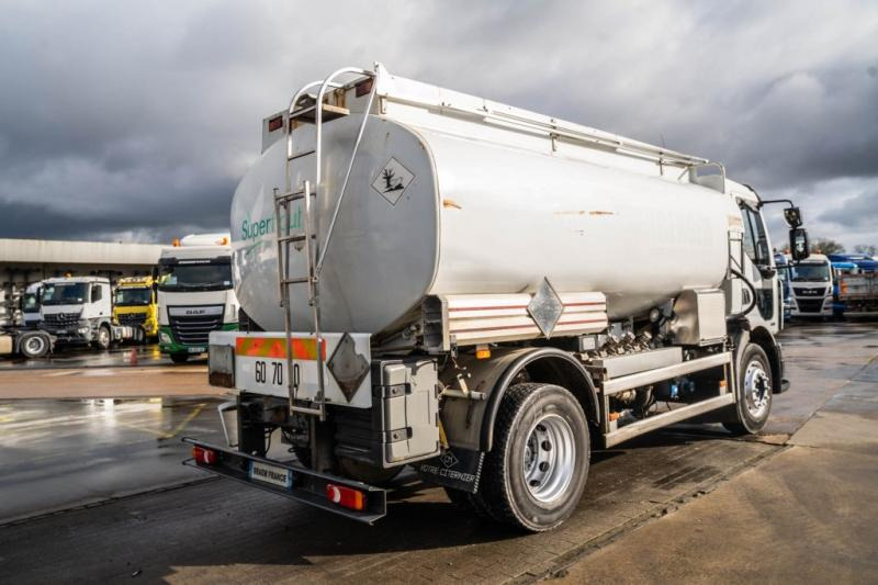 Renault MIDLUM 280+TANK 12.500L/5 Comp. - Tank truck: picture 3 Renault MIDLUM 280+TANK 12.500L/5 Comp. - Tank truck: picture 3
