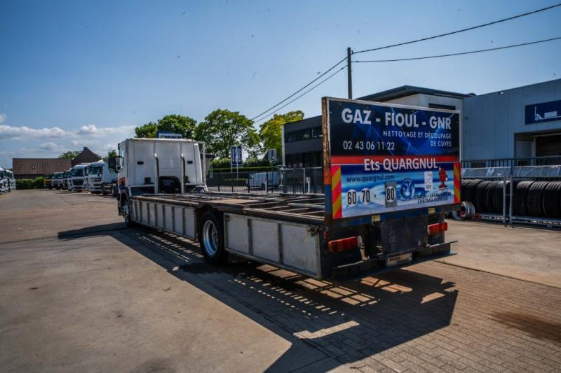 Scania P 270 (19T)- PORTE GAZ /10 PALETTES - Dropside/ Flatbed truck: picture 5 Scania P 270 (19T)- PORTE GAZ /10 PALETTES - Dropside/ Flatbed truck: picture 5