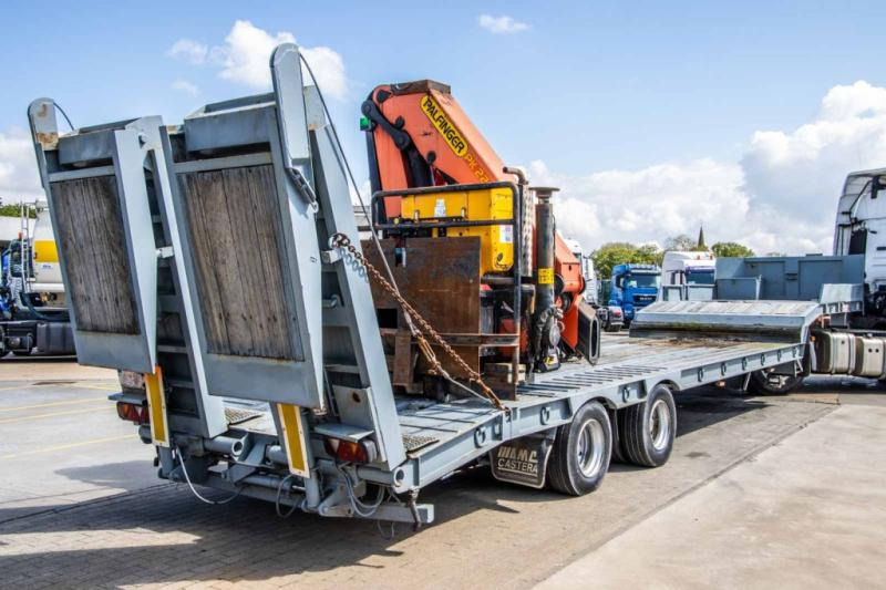 Castera CRANE/KRAN/GRUE-PALFINGER 22002 (2xHydr.) - Semi-trailer: picture 5 Castera CRANE/KRAN/GRUE-PALFINGER 22002 (2xHydr.) - Semi-trailer: picture 5