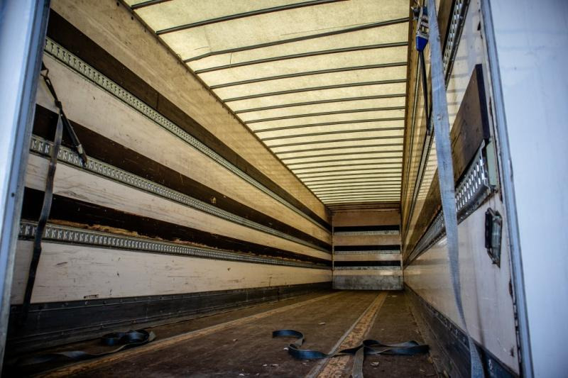 Lecitrailer FOURGON+DHOLLANDIA - Semi-trailer: picture 5 Lecitrailer FOURGON+DHOLLANDIA - Semi-trailer: picture 5