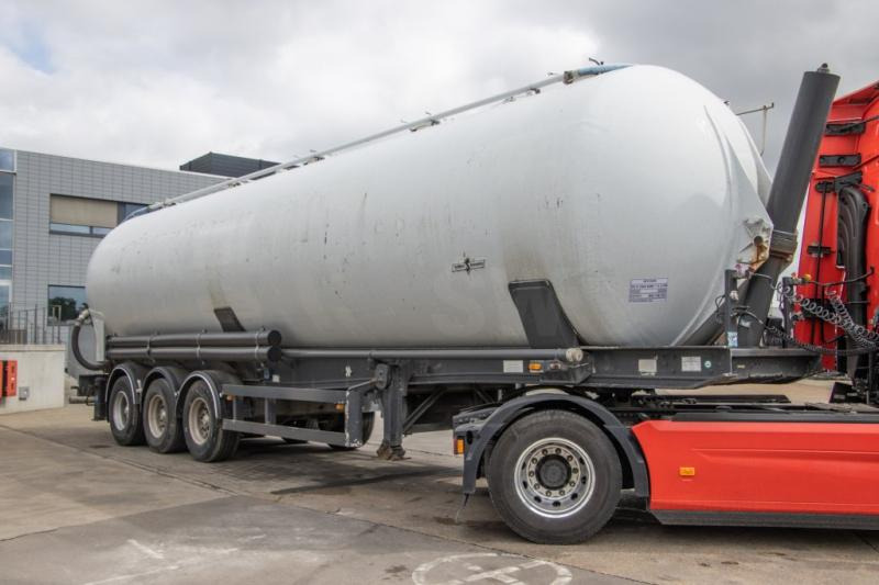 Spitzer EUROVRAC-SK2460 - 60M³+5COMP - Semi-trailer: picture 2 Spitzer EUROVRAC-SK2460 - 60M³+5COMP - Semi-trailer: picture 2