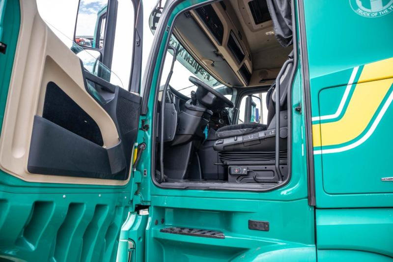 Mercedes ACTROS 1845 LS+E5 - Tractor unit: picture 5 Mercedes ACTROS 1845 LS+E5 - Tractor unit: picture 5