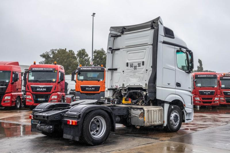 Mercedes ACTROS 1845 LS - Tractor unit: picture 4 Mercedes ACTROS 1845 LS - Tractor unit: picture 4
