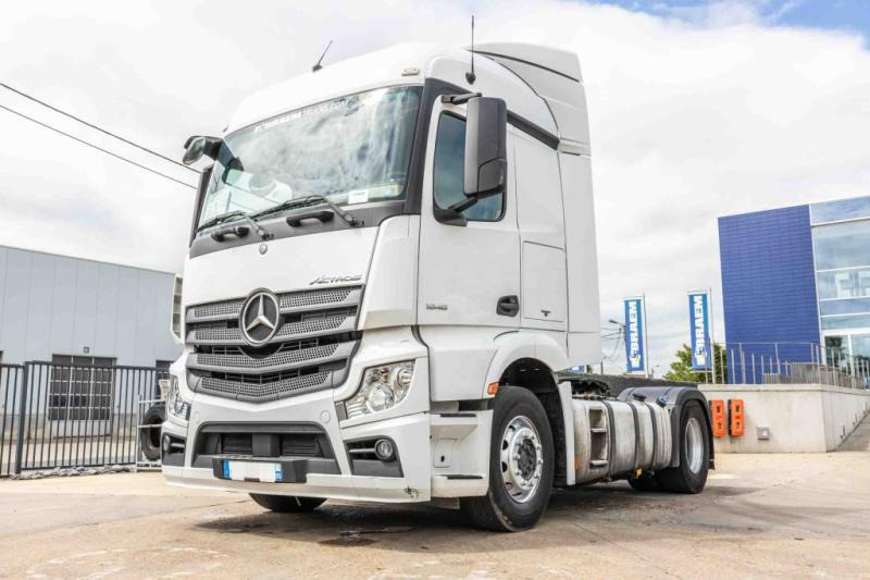Mercedes ACTROS 1845 LS+HYDR - Tractor unit: picture 1 Mercedes ACTROS 1845 LS+HYDR - Tractor unit: picture 1