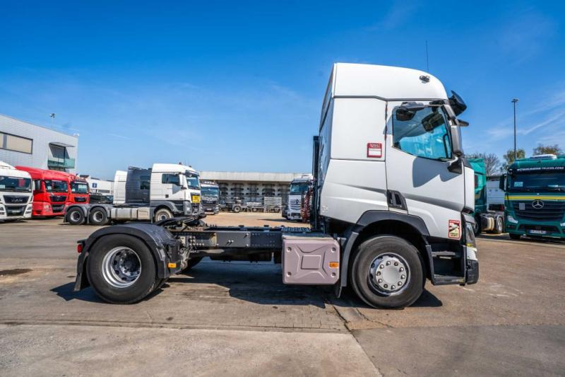 Renault T 520 - Tractor unit: picture 3 Renault T 520 - Tractor unit: picture 3