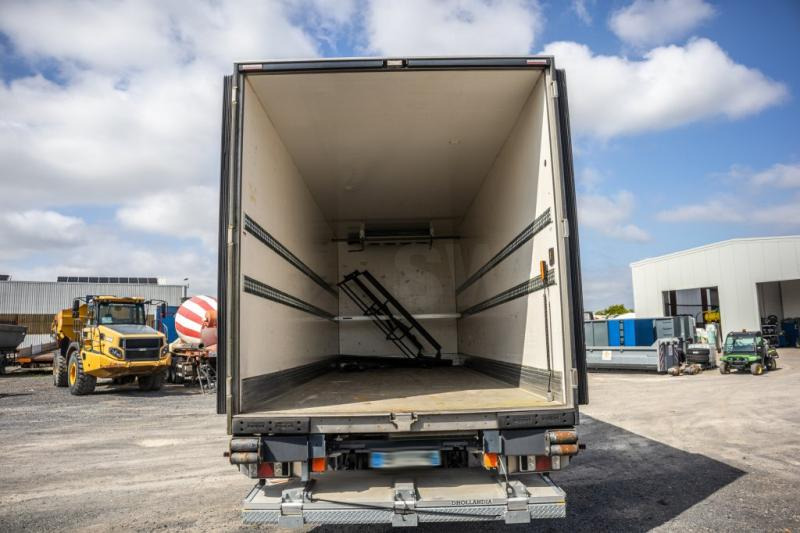 Chereau CHEREAU+CARRIER+DHOLLANDIA 2.5 T. - Trailer: picture 5 Chereau CHEREAU+CARRIER+DHOLLANDIA 2.5 T. - Trailer: picture 5