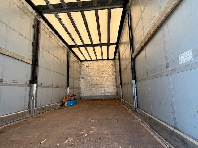 Curtainsider truck Orten AG 18   Liftachse   Staplerhalterung: picture 7