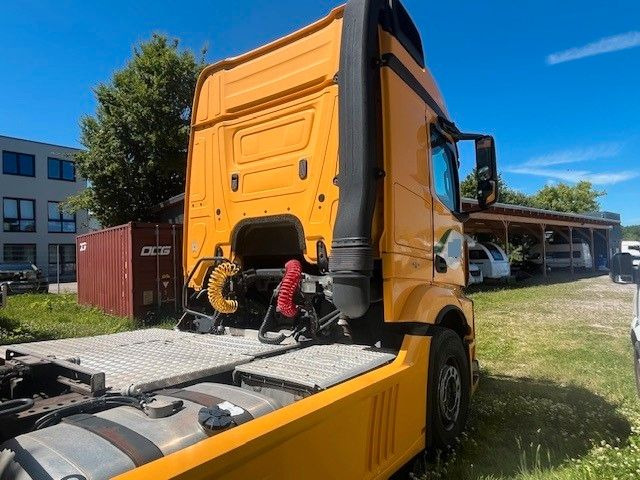Mercedes-Benz Actros BM 963 1843 SZM Hydraulik - Tractor unit: picture 3 Mercedes-Benz Actros BM 963 1843 SZM Hydraulik - Tractor unit: picture 3