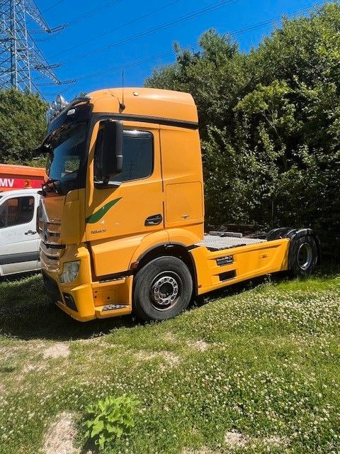 Mercedes-Benz Actros BM 963 1843 SZM Hydraulik - Tractor unit: picture 4 Mercedes-Benz Actros BM 963 1843 SZM Hydraulik - Tractor unit: picture 4
