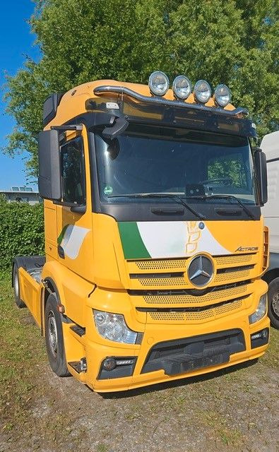 Mercedes-Benz Actros BM 963 1843 SZM Hydraulik - Tractor unit: picture 1 Mercedes-Benz Actros BM 963 1843 SZM Hydraulik - Tractor unit: picture 1