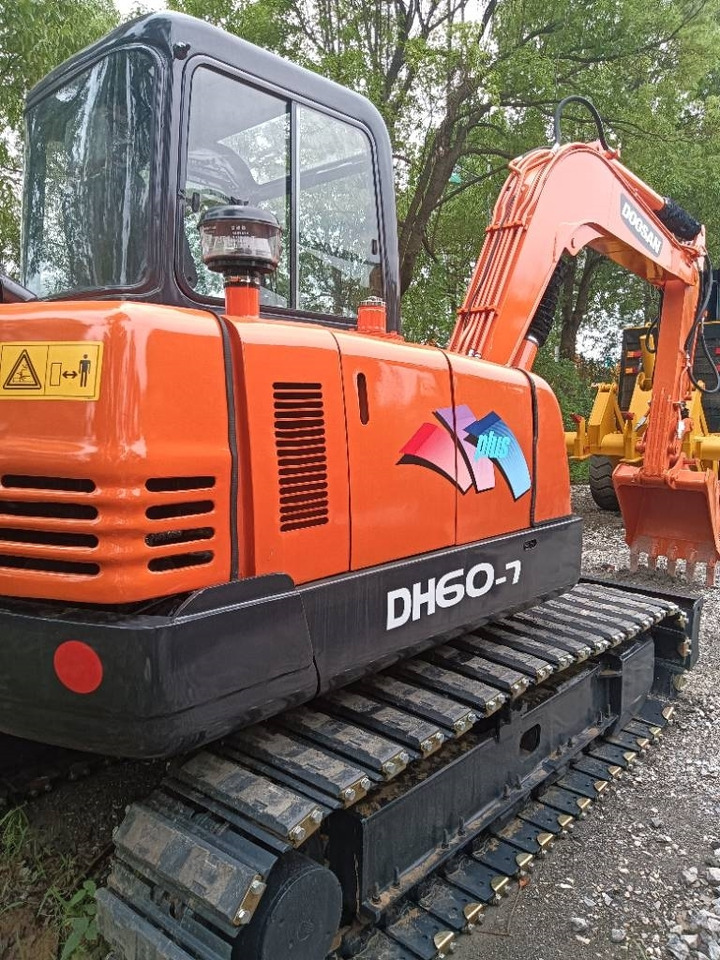 Doosan DH 60 - Crawler excavator: picture 5 Doosan DH 60 - Crawler excavator: picture 5