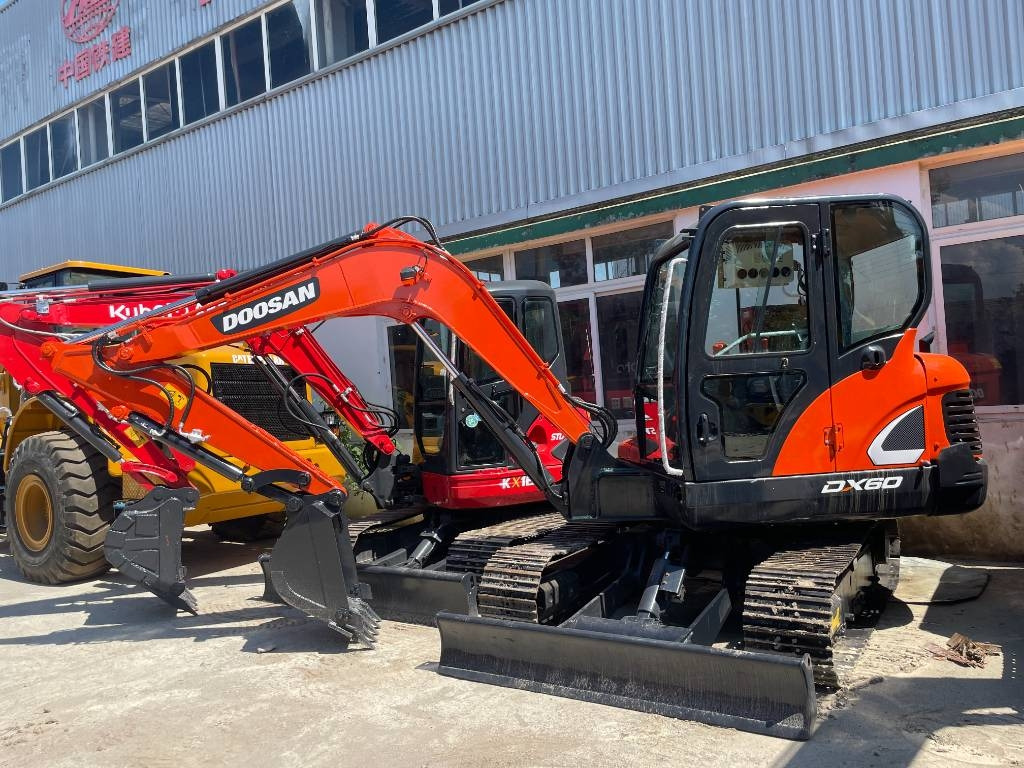 Doosan DX 60 - Mini excavator: picture 1 Doosan DX 60 - Mini excavator: picture 1