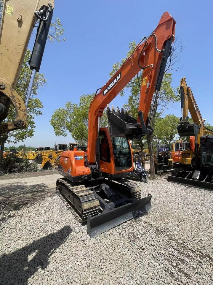 Doosan DX 75-9 C - Mini excavator: picture 3 Doosan DX 75-9 C - Mini excavator: picture 3