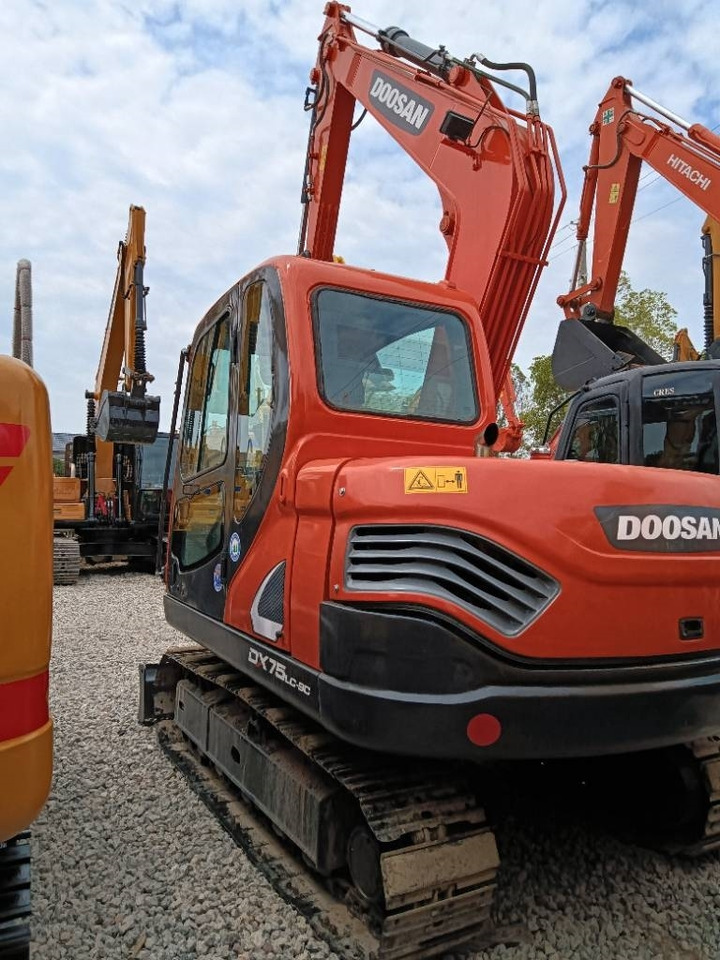 Doosan DX 75 - Crawler excavator: picture 4 Doosan DX 75 - Crawler excavator: picture 4
