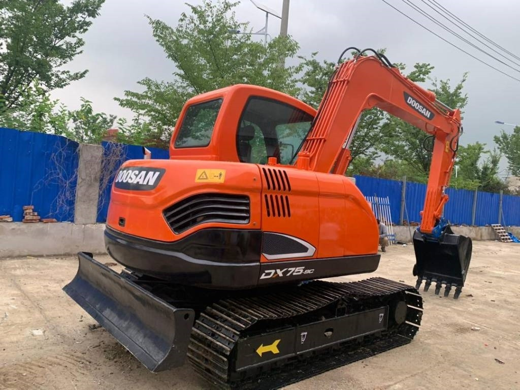 Doosan DX 75 - Mini excavator: picture 2 Doosan DX 75 - Mini excavator: picture 2