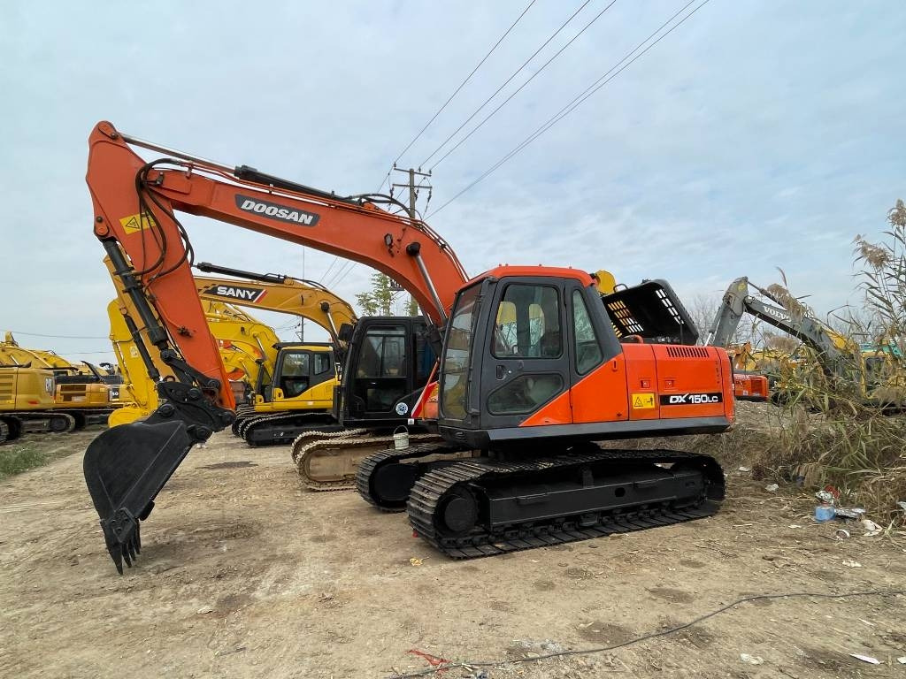 Doosan dx150 - Crawler excavator: picture 1 Doosan dx150 - Crawler excavator: picture 1
