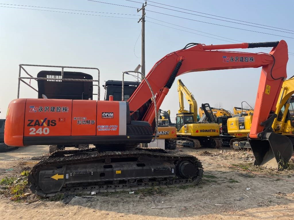Hitachi ZX 240 - Crawler excavator: picture 1 Hitachi ZX 240 - Crawler excavator: picture 1