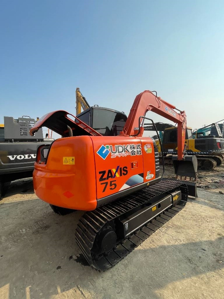 Hitachi ZX 75 - Crawler excavator: picture 2 Hitachi ZX 75 - Crawler excavator: picture 2