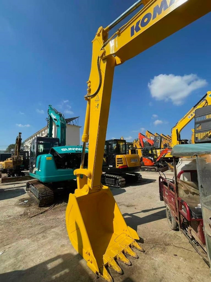 Komatsu PC 130 - Crawler excavator: picture 3 Komatsu PC 130 - Crawler excavator: picture 3