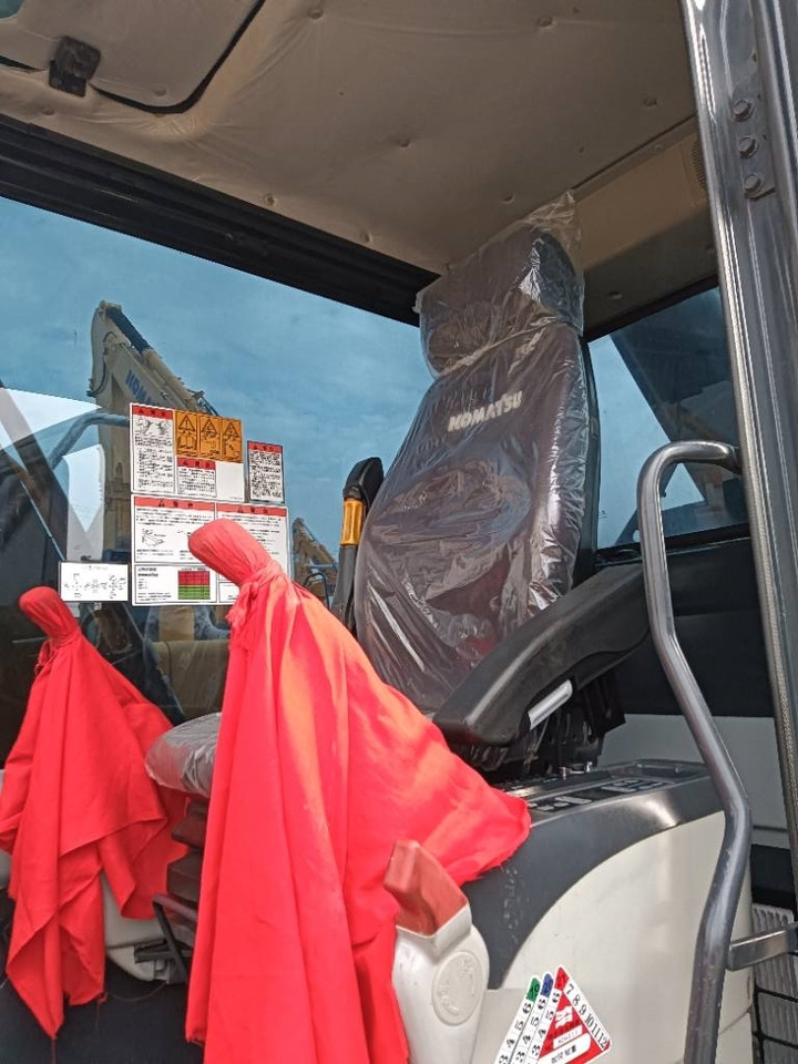 Komatsu PC 130 - Crawler excavator: picture 4 Komatsu PC 130 - Crawler excavator: picture 4