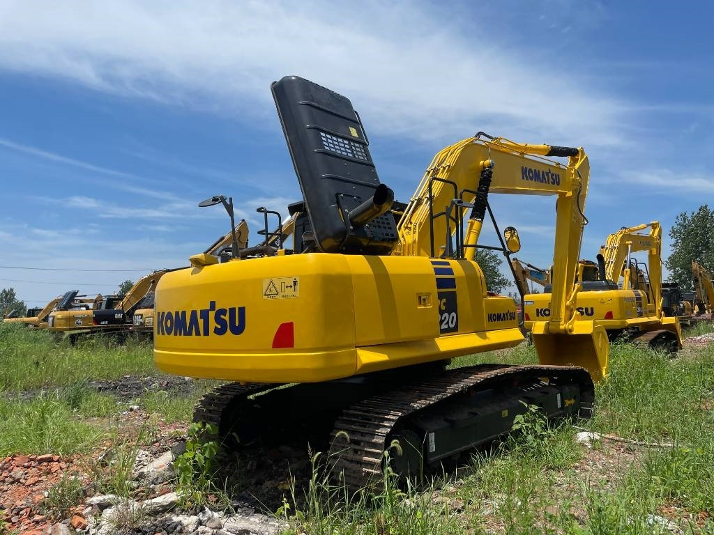 Komatsu PC 220 - Crawler excavator: picture 1 Komatsu PC 220 - Crawler excavator: picture 1
