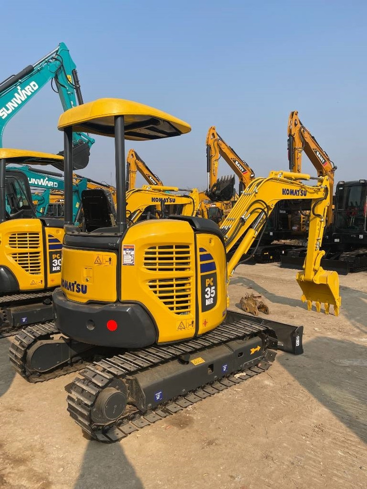 Komatsu PC 35 - Crawler excavator: picture 2 Komatsu PC 35 - Crawler excavator: picture 2