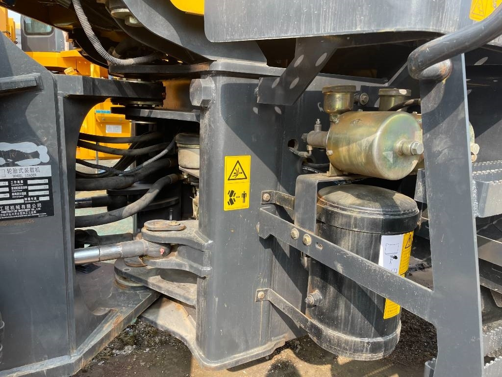SDLG LG956F - Wheel loader: picture 5 SDLG LG956F - Wheel loader: picture 5
