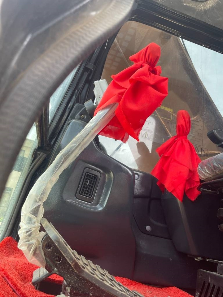 Sany SY 365 H - Crawler excavator: picture 3 Sany SY 365 H - Crawler excavator: picture 3