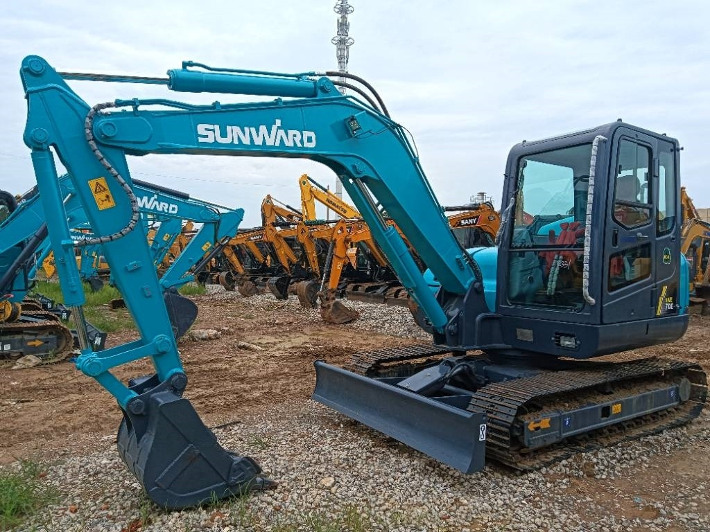 Sunward SWE 70  - Mini excavator: picture 3 Sunward SWE 70  - Mini excavator: picture 3