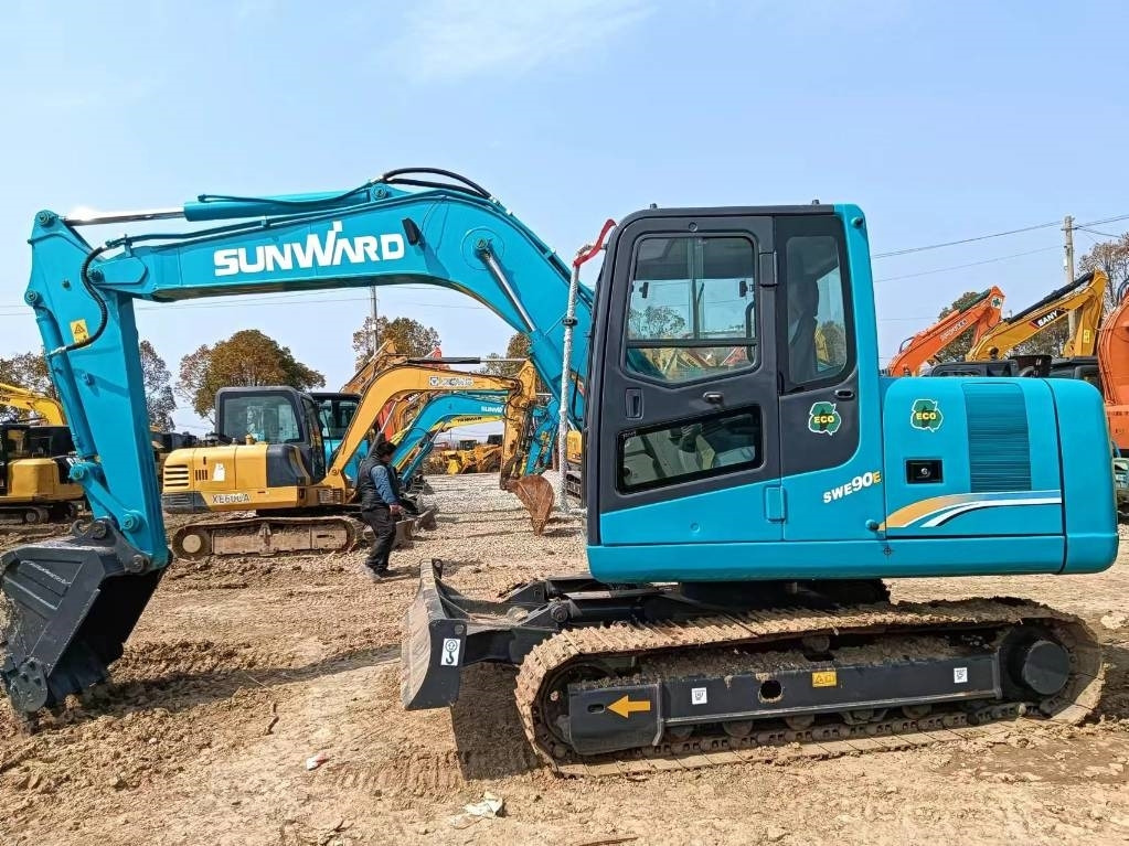 Sunward SWE 90 - Mini excavator: picture 1 Sunward SWE 90 - Mini excavator: picture 1