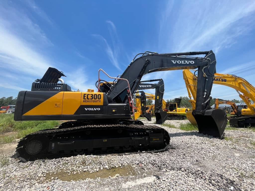 Volvo EC 300 - Crawler excavator: picture 1 Volvo EC 300 - Crawler excavator: picture 1