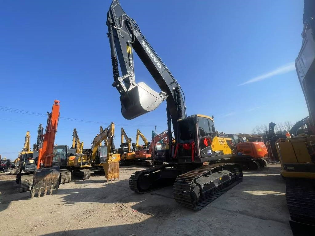 Volvo EC 300 - Crawler excavator: picture 2 Volvo EC 300 - Crawler excavator: picture 2