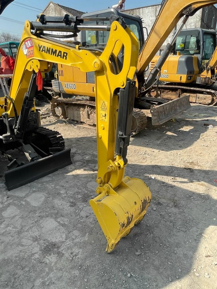 Yanmar Vio 17 - Mini excavator: picture 3 Yanmar Vio 17 - Mini excavator: picture 3