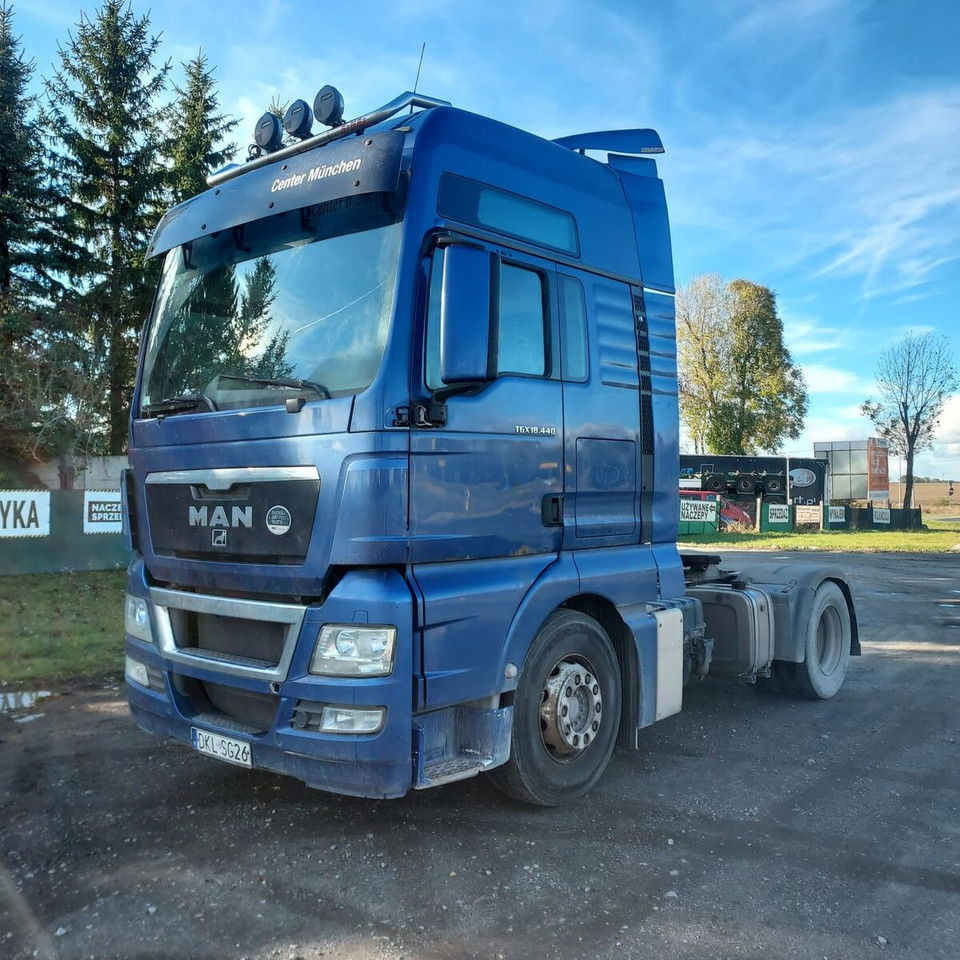 MAN TGX 18.440 -2011- retarder - automatic gearbox - Tractor unit: picture 1 MAN TGX 18.440 -2011- retarder - automatic gearbox - Tractor unit: picture 1