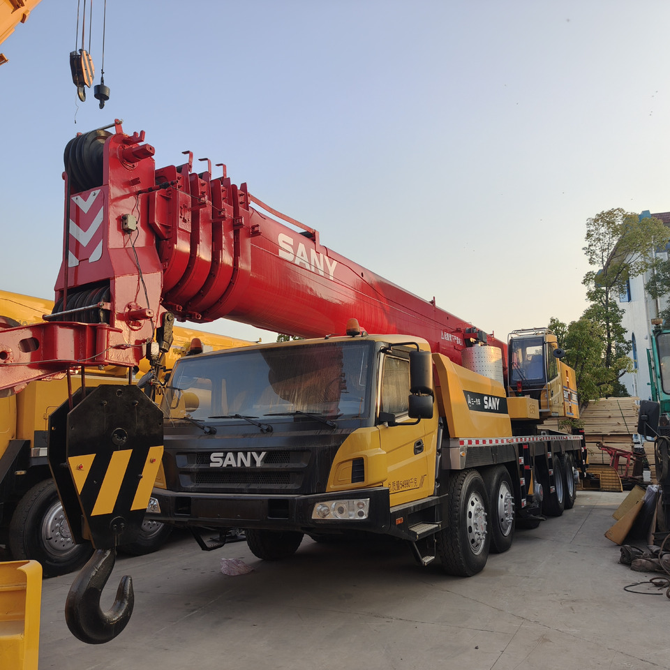 SANY STC1000 100TON TRUCK CRANE - All terrain crane: picture 3 SANY STC1000 100TON TRUCK CRANE - All terrain crane: picture 3