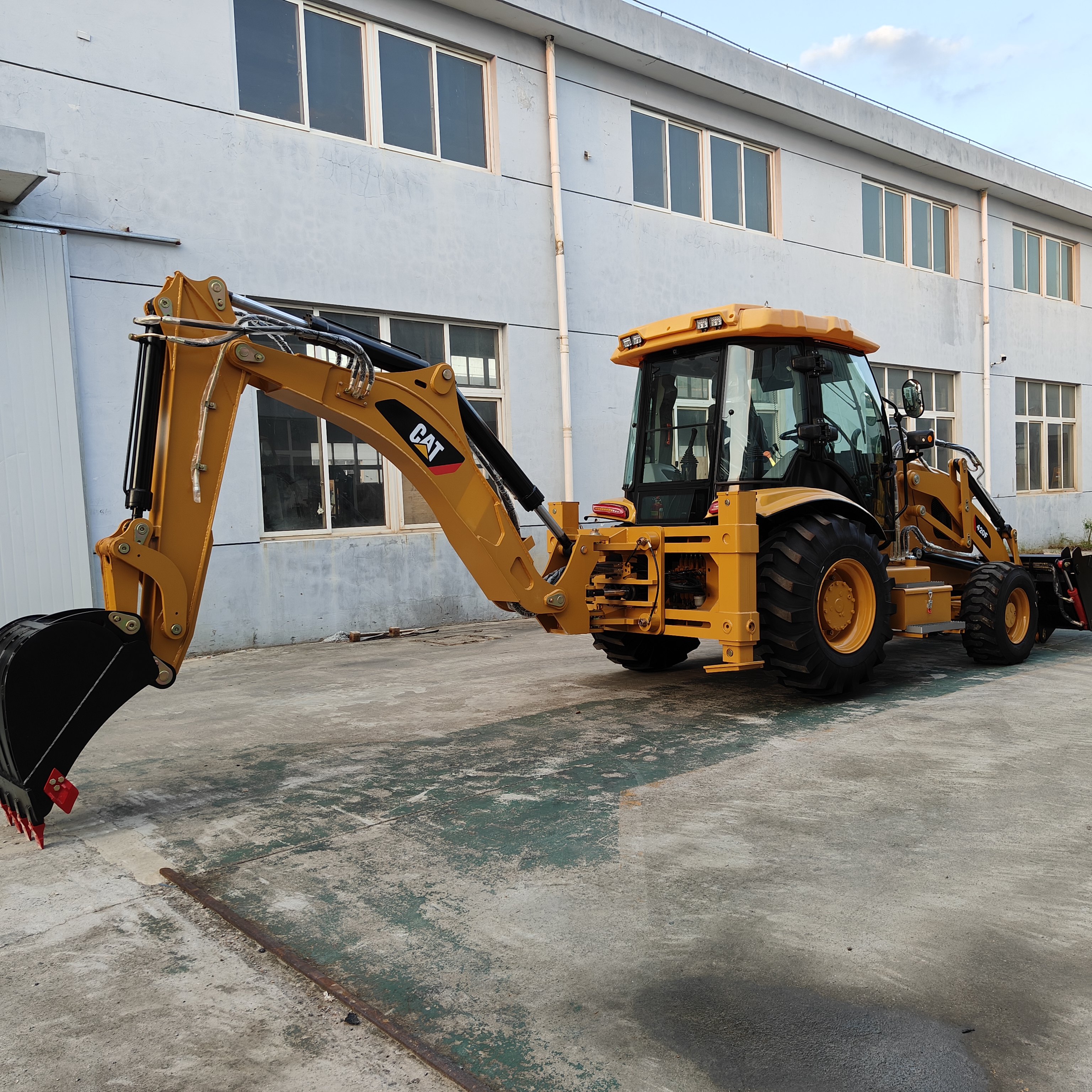 Caterpillar 420F used cat loader - Backhoe loader: picture 3 Caterpillar 420F used cat loader - Backhoe loader: picture 3