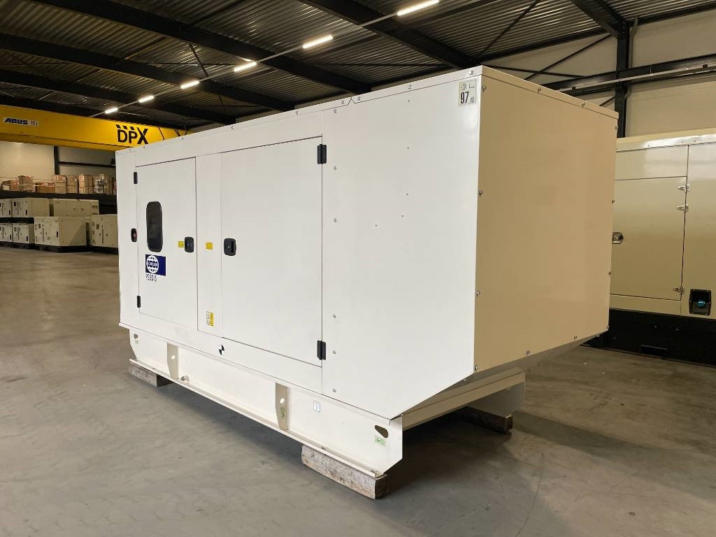 FG Wilson P330-5 - 330 kVA Surplus Genset - DPX-25087  - Generator set: picture 5 FG Wilson P330-5 - 330 kVA Surplus Genset - DPX-25087  - Generator set: picture 5