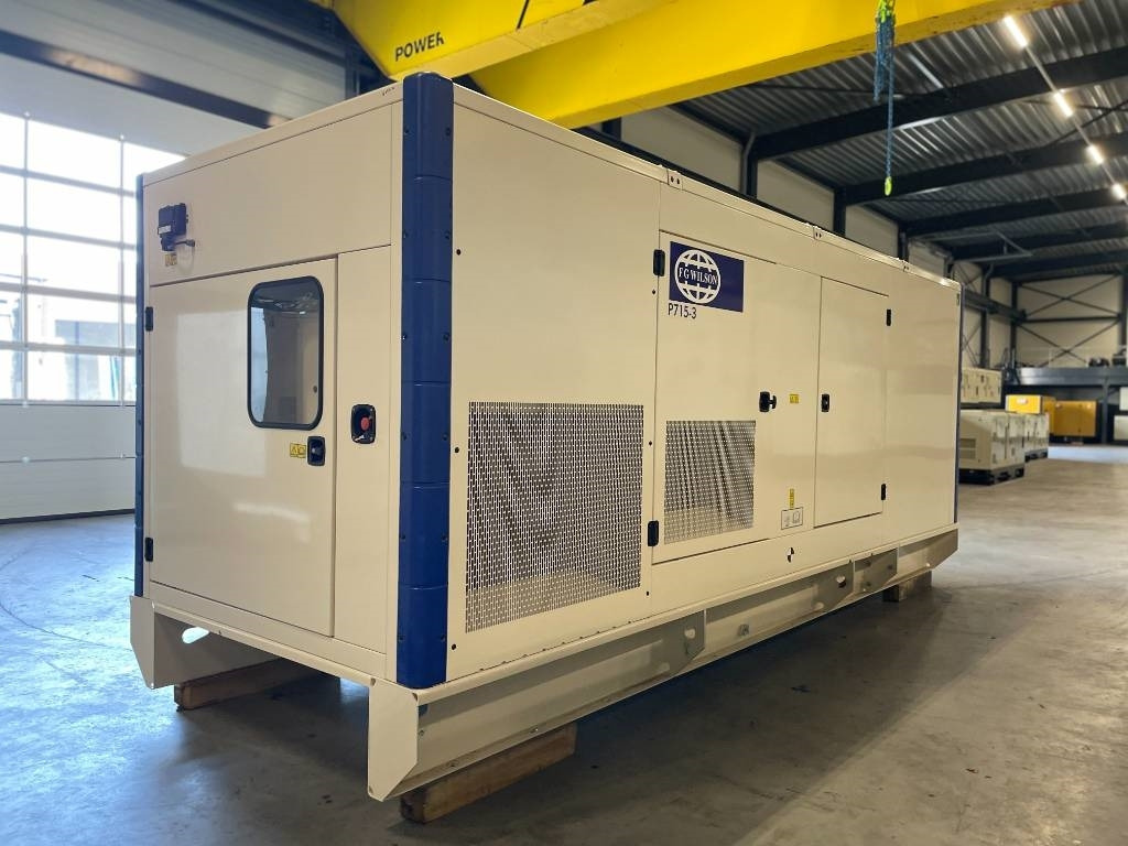 FG Wilson P715-3 - 715 kVA Genset - DPX-16023  - Generator set: picture 4 FG Wilson P715-3 - 715 kVA Genset - DPX-16023  - Generator set: picture 4
