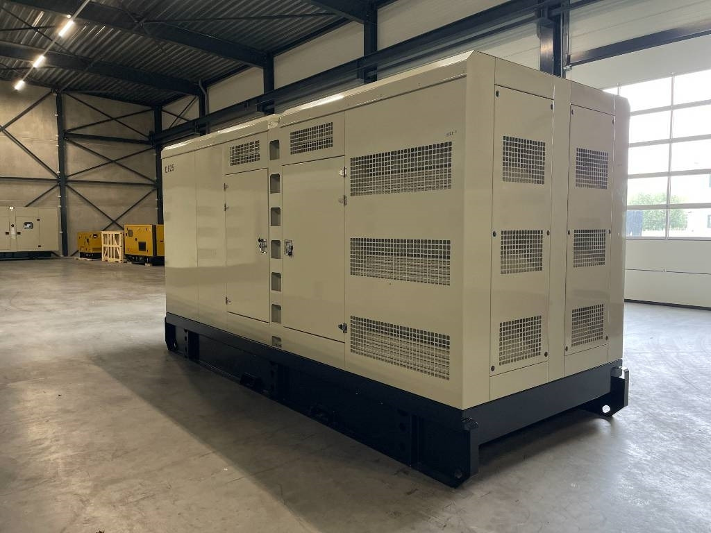 Hyundai DP222LC - 825 kVA Generator - DPX-19858 - Generator set: picture 3 Hyundai DP222LC - 825 kVA Generator - DPX-19858 - Generator set: picture 3