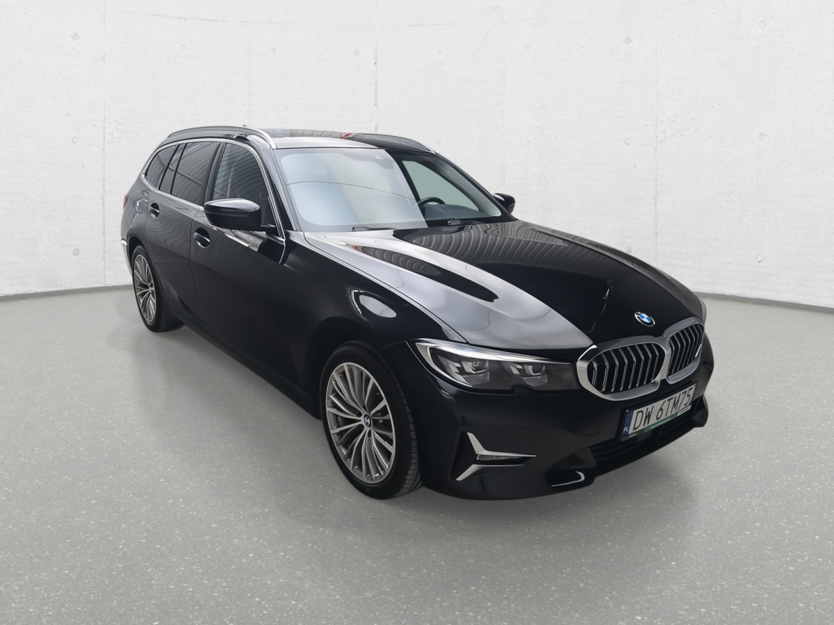 BMW 320D XDRIVE KOMBI - Car: picture 2 BMW 320D XDRIVE KOMBI - Car: picture 2