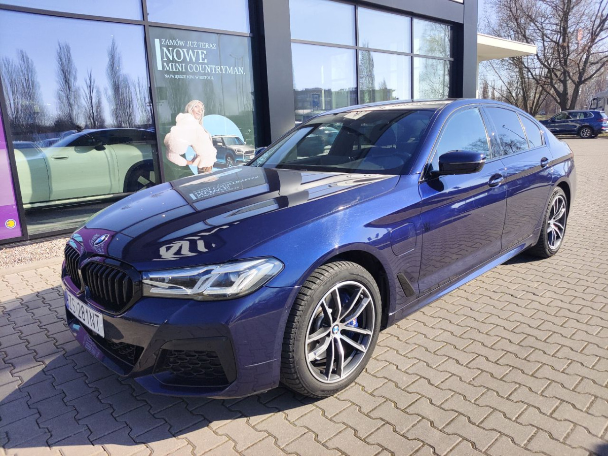 BMW 530e xDrive M Sport SEDAN - Car: picture 2 BMW 530e xDrive M Sport SEDAN - Car: picture 2