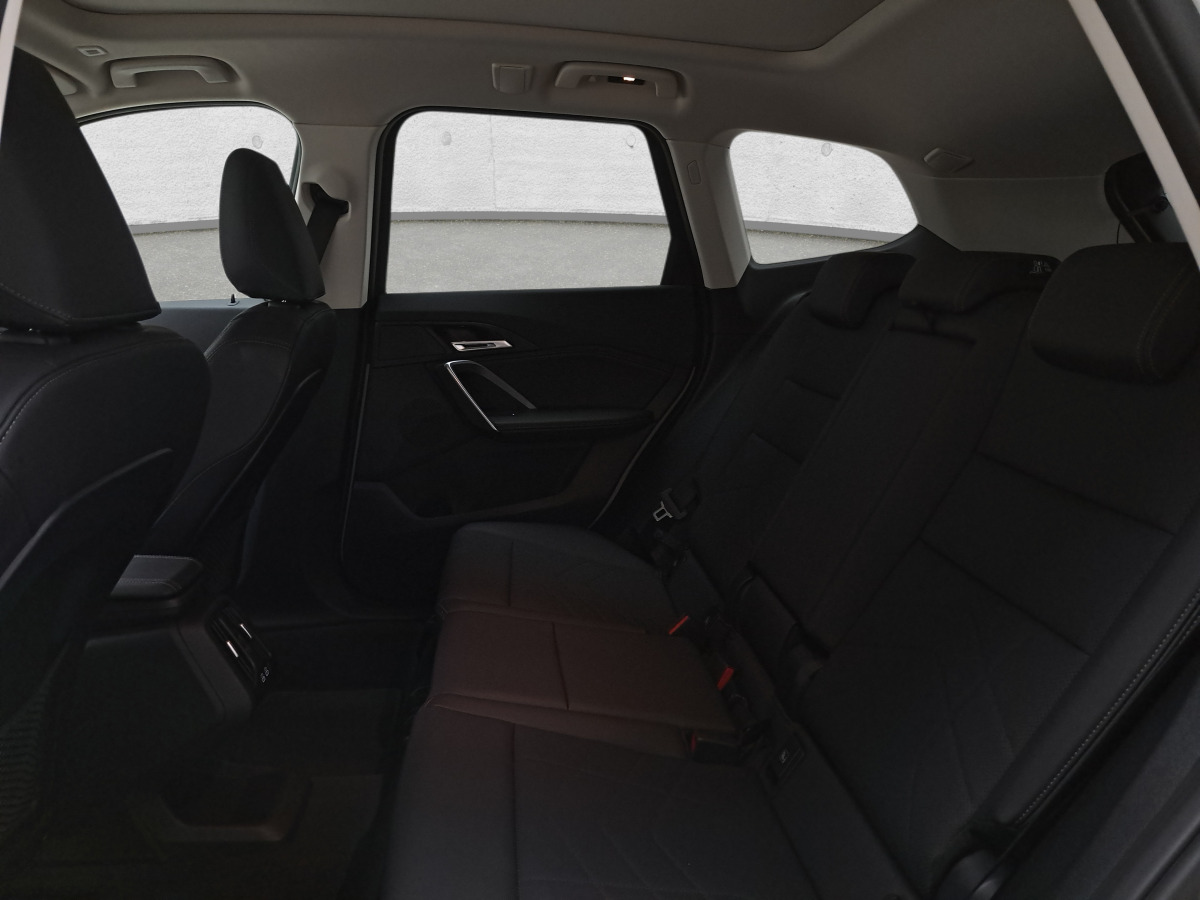 SUV BMW X1 XDRIVE20D SUV: picture 13