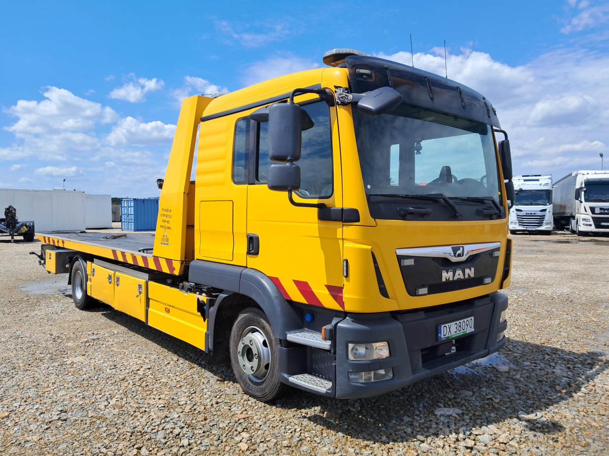 Tow truck MAN TGL 12.250 4X2 BL AUTOLAWETA: picture 1