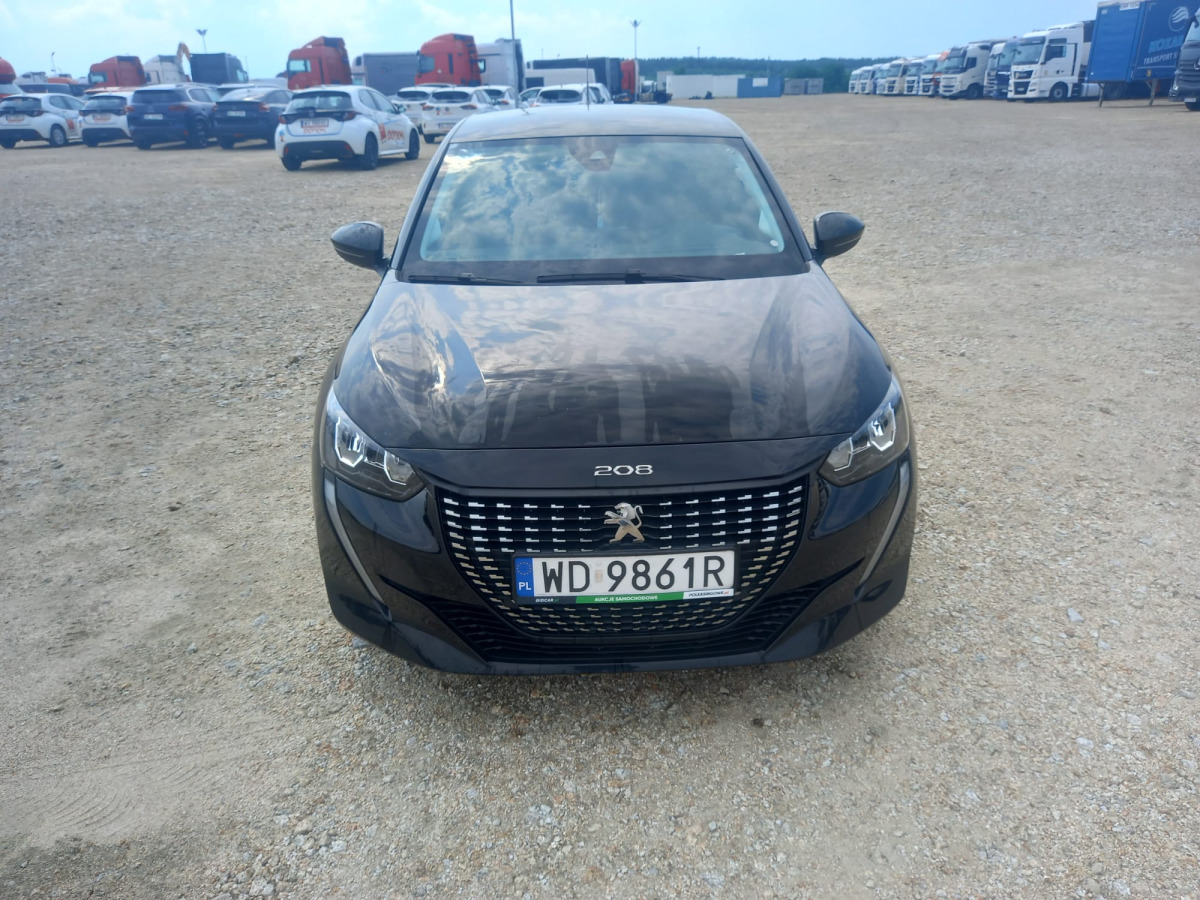 PEUGEOT 208 HATCHBACK - Hatchback: picture 2 PEUGEOT 208 HATCHBACK - Hatchback: picture 2