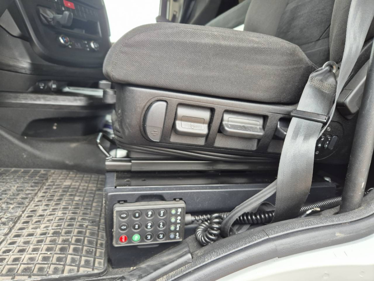 Tractor unit IVECO AS440ST/FP LT CIĄGNIK SIODŁOWY: picture 16